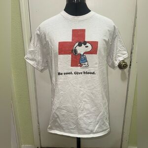 Gildan White Snoopy Graphic T-Shirt